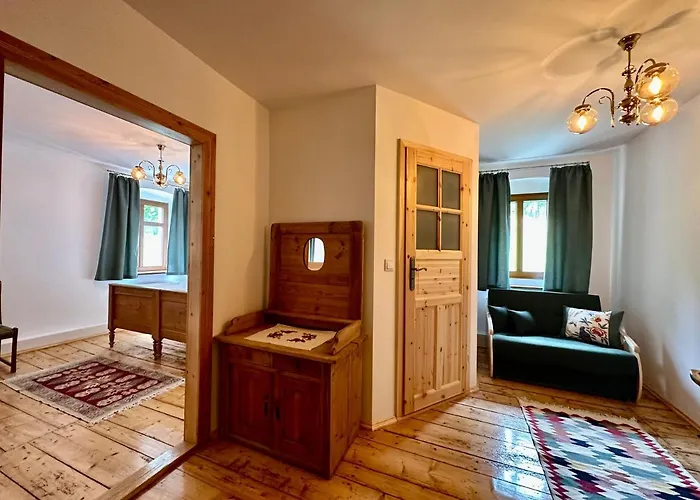 ゲストハウス Izerska Goscinne